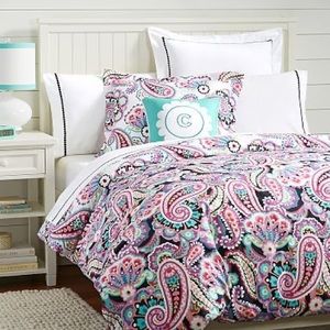 Pottery Barn Teen Duvet Cover with Button Closure and Matching Sham